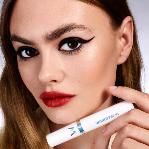 WONDER BLADING Peel & Reveal Lip Stain Kit
